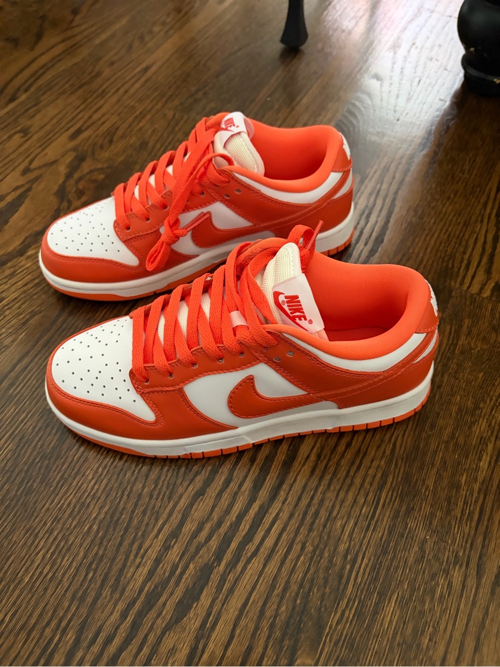 Nike Dunk Low SP
Syracuse - Picture 2 of 5
